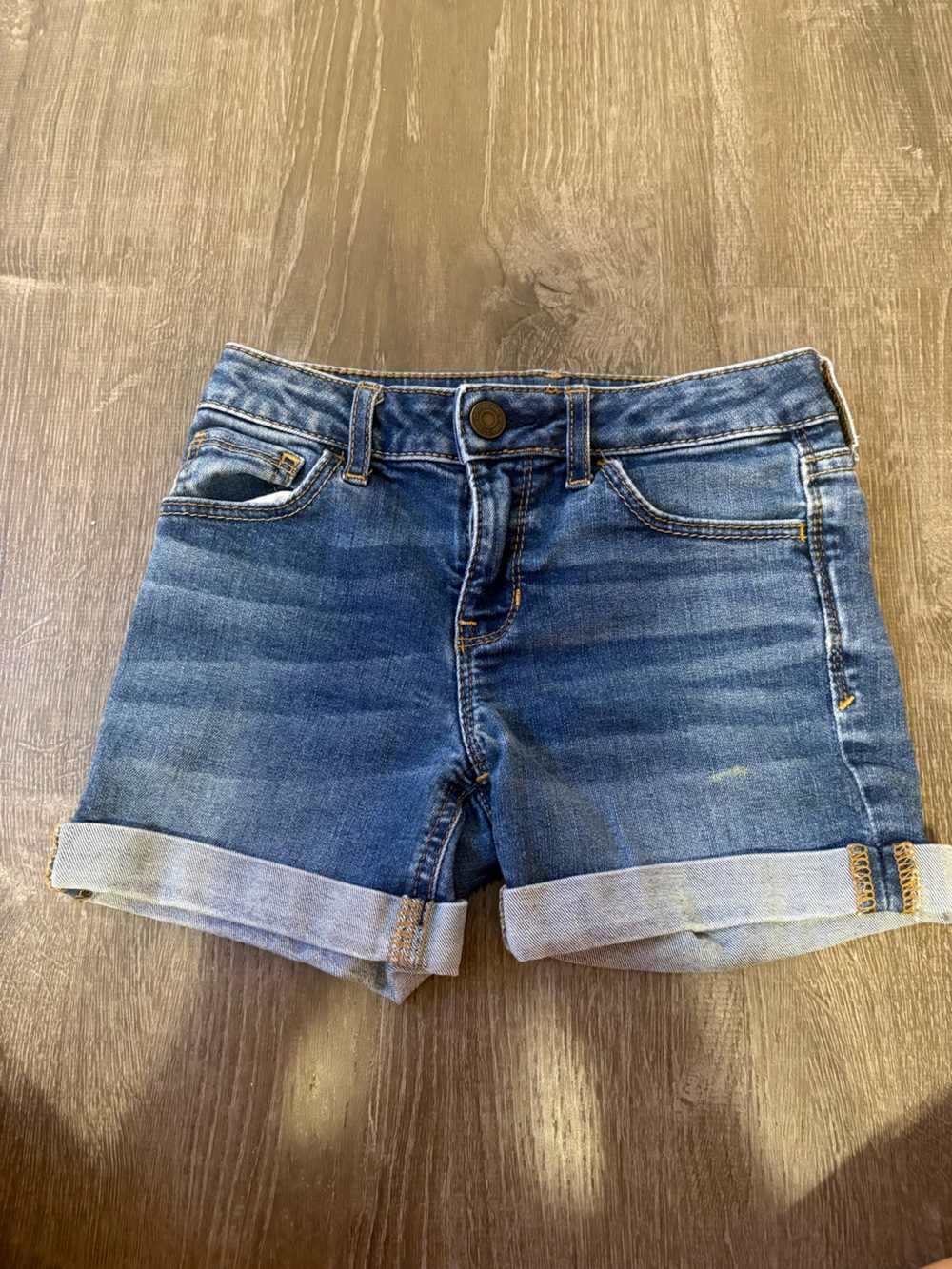 Girls size 8- GAP Blue Denim Rolled-Hem Women’s Shorts